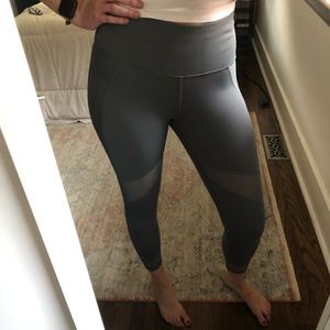 Athleta Grey Capri 7/8 Leggings with Mesh Detail